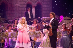 243784_10150178364572106_293626_o